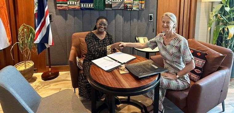 Fin de mission pour Catherine Inglehearn, une ambassadrice proche des réalités nigériennes